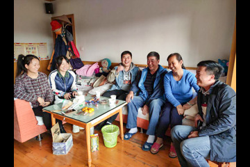 尊老敬老，生产一支部开展“不忘初心 牢记使命”之爱心慰问活动