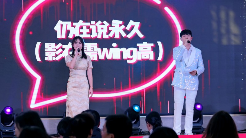 生产系统职工演唱《月半小夜曲》