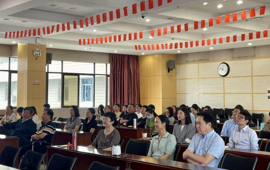 中国医学科学院医学生物学研究所组织集中观看阅兵仪式